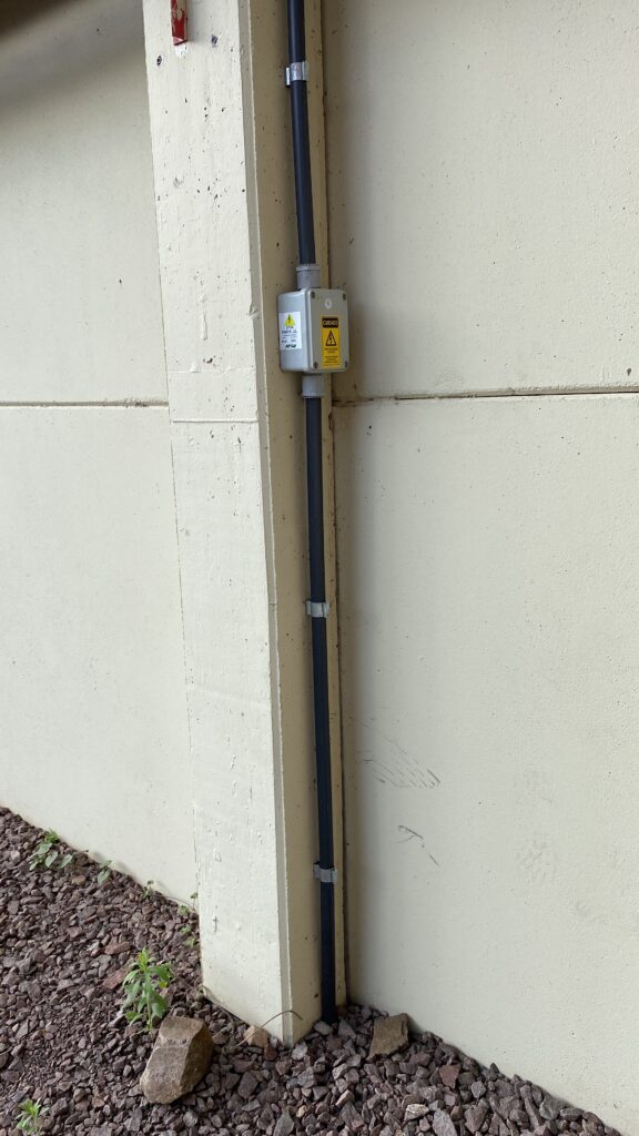 781CC87B-5A9B-4A05-AD74-EE2B8673E9E1